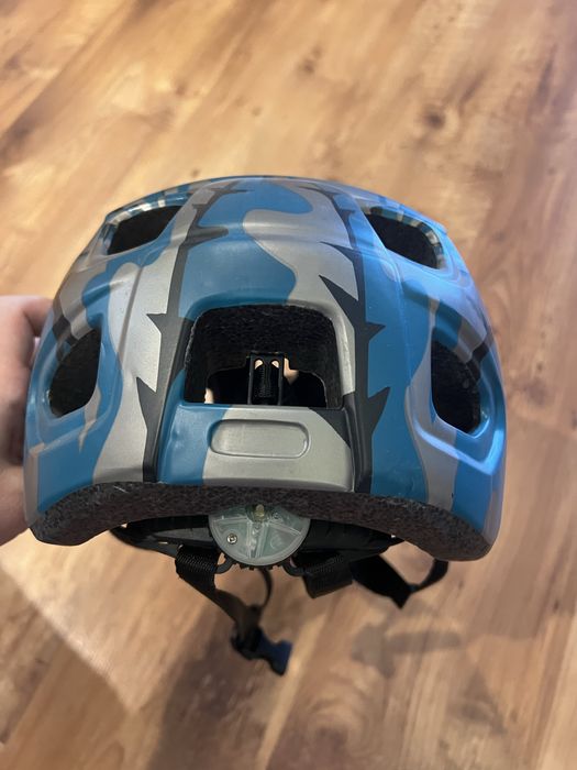 Kask rowerowy bat fox