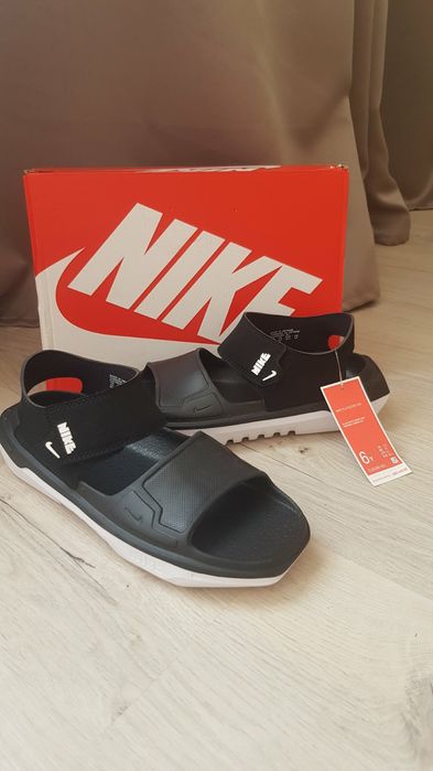 сандали nike playscape оригинал 39-39,5 размер