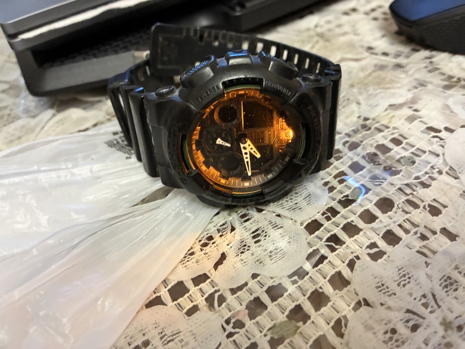 Casio G -shock ga 100