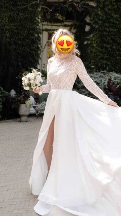 NOWĄ suknię ślubną