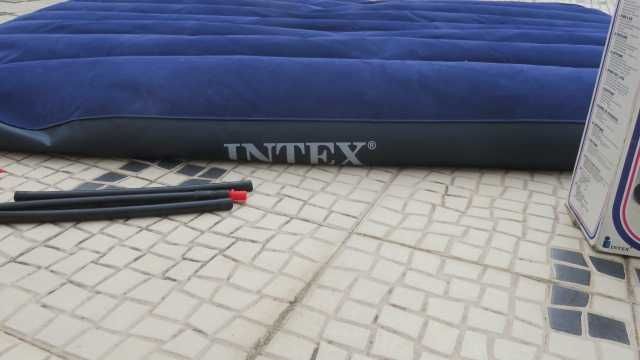 Colchões INTEX azul de casal e solteiro +máquina de enchimento