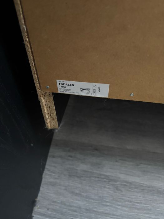Móvel de TV IKEA TODALEN – Escuro, com Arrumação