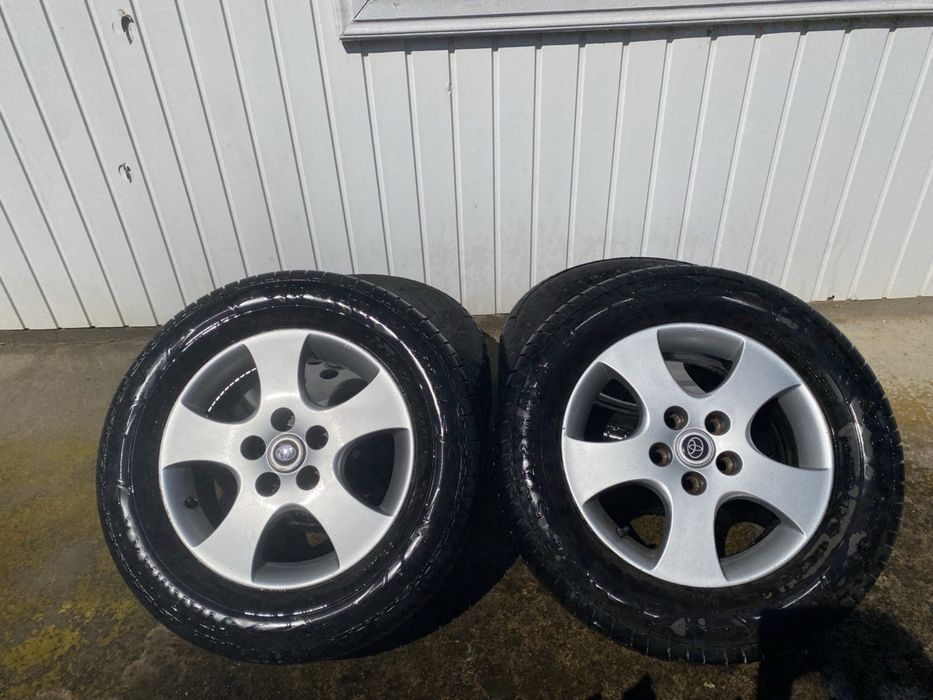 Продам оригінальні диски Toyota R16 з гумою 235/65 R16