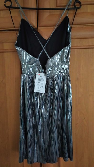 Sukienka metaliczna