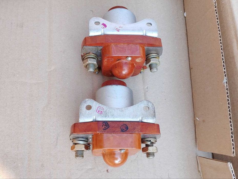 Малогабаритний контактор КМ - 400 Д-В