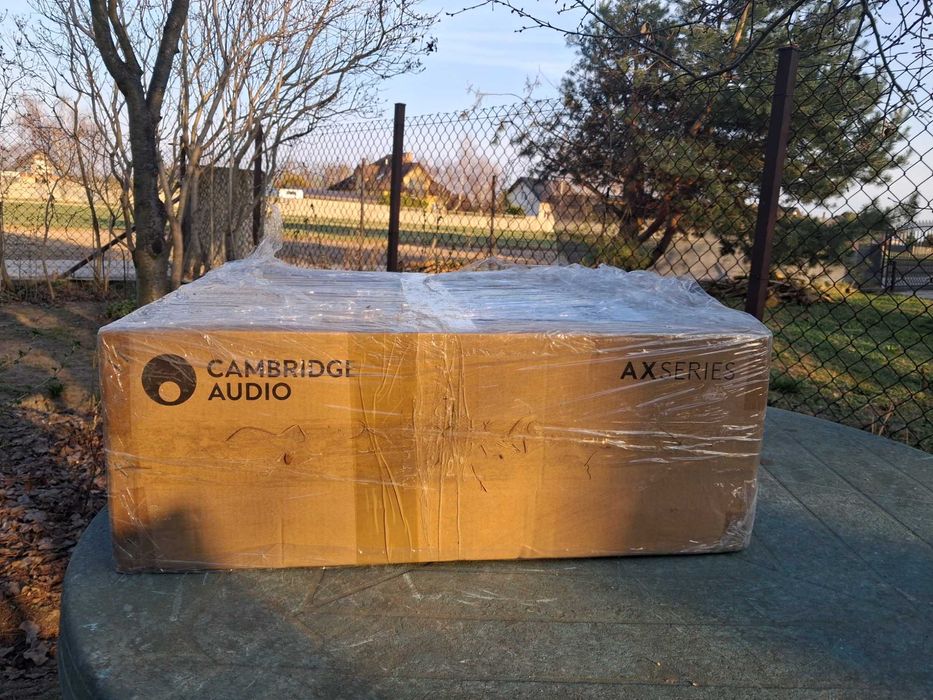 Cambridge Audio AXR85 Amplituner stereo