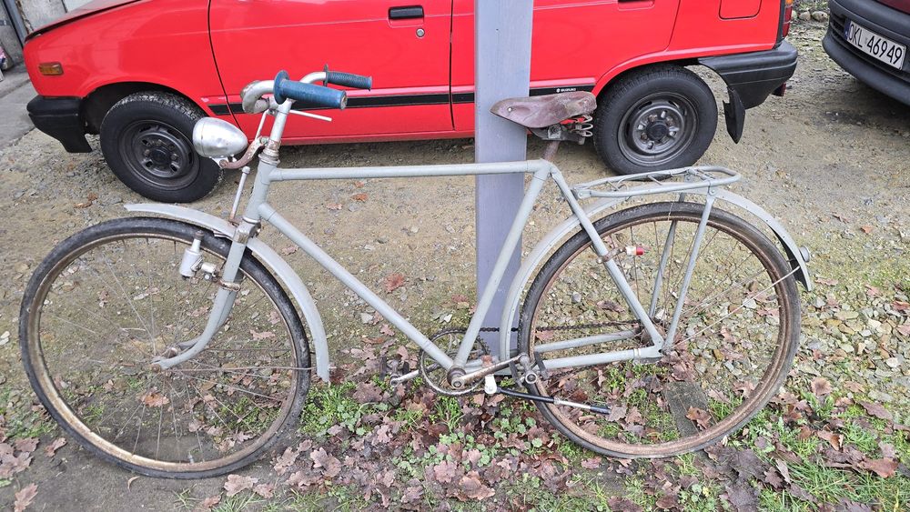 Zabytkowy rower sprawny