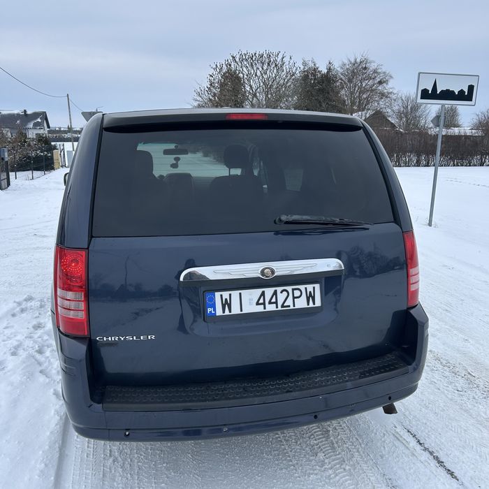 Chrysler grand voyager 3.3 lpg rok 2008 town country  7osob