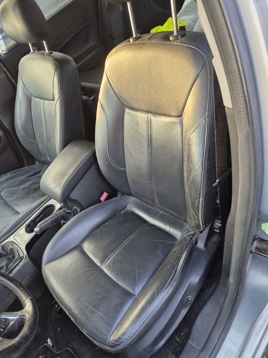 Przod mondeo mk4 kolor H8