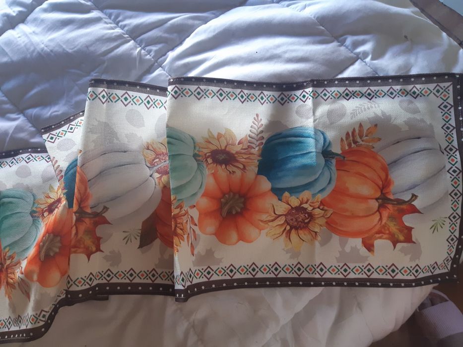 Naperon tamanho 183x33 novo