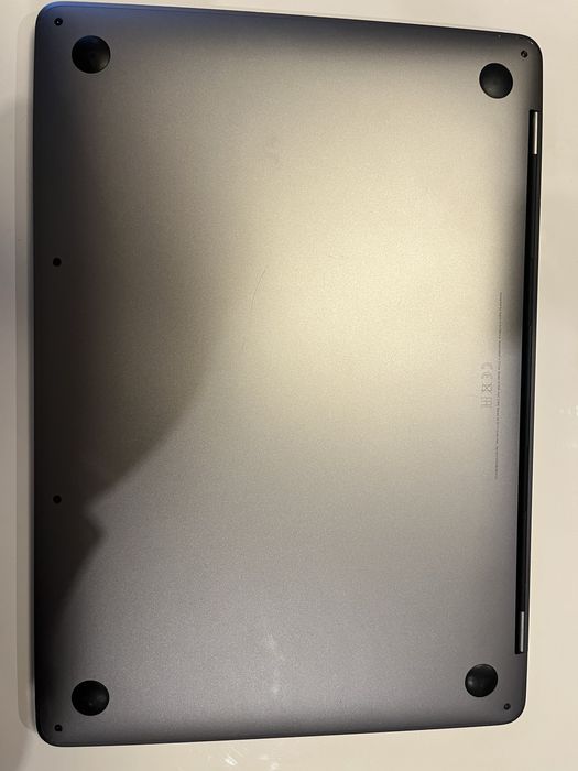 MacBook Pro 13” 2017 i5 8GB USZKODZONY EKRAN + ładowarka