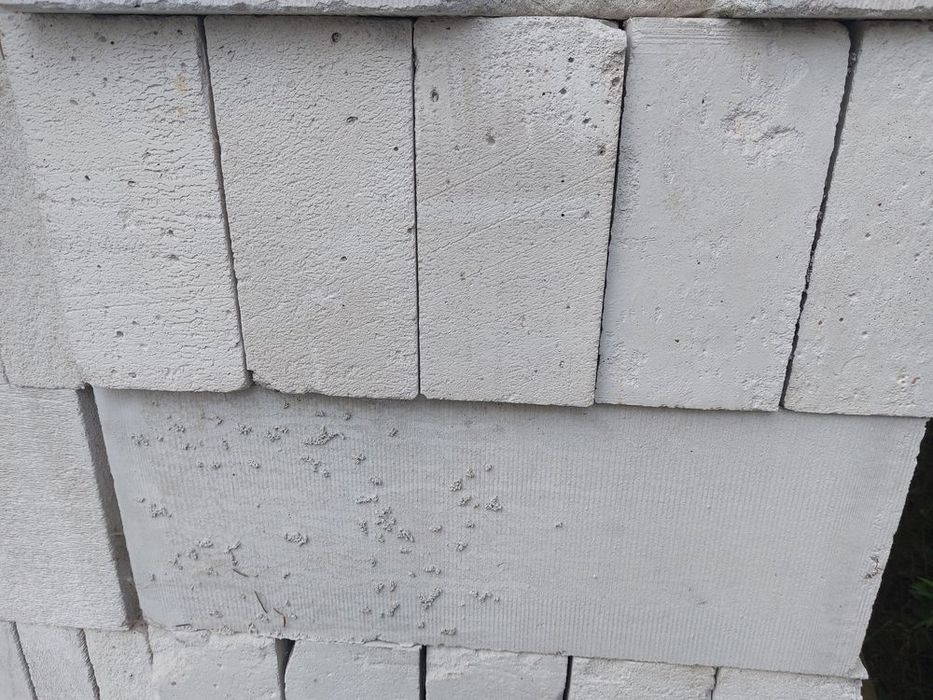 Sprzedam pustaki rozmiar 12x24x59