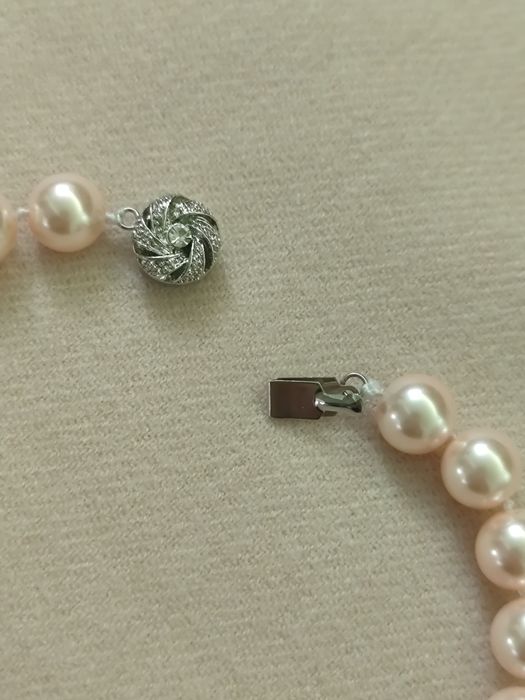 Perły naszyjnik róż _styl old money