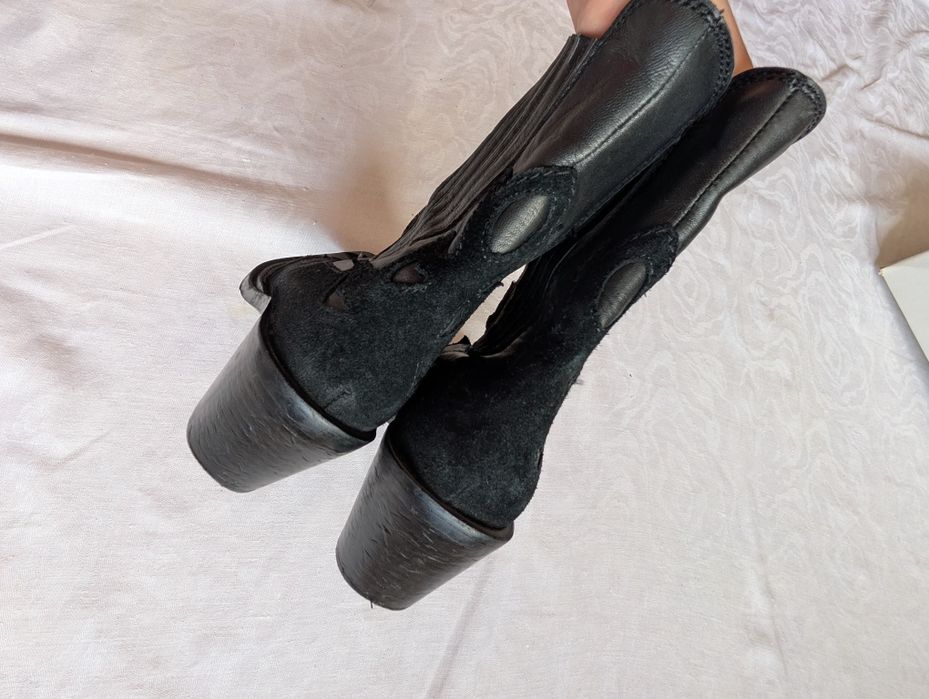 Шкіряні козаки чорні вінтаж