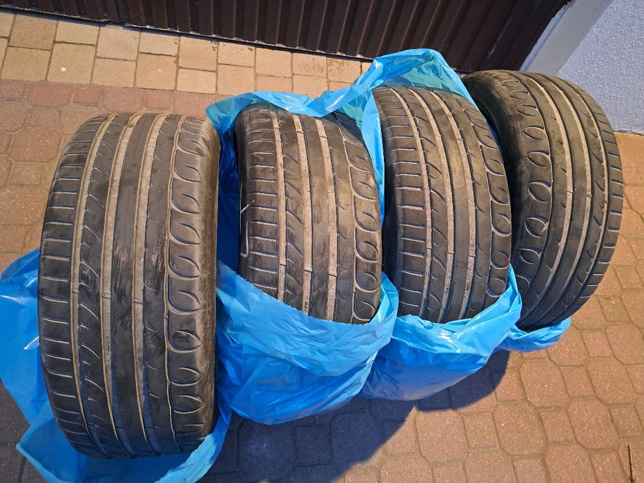 Opony Kormoran 235/40 r19