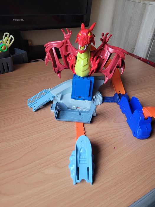 Трек Хот Вілс Hot Wheels