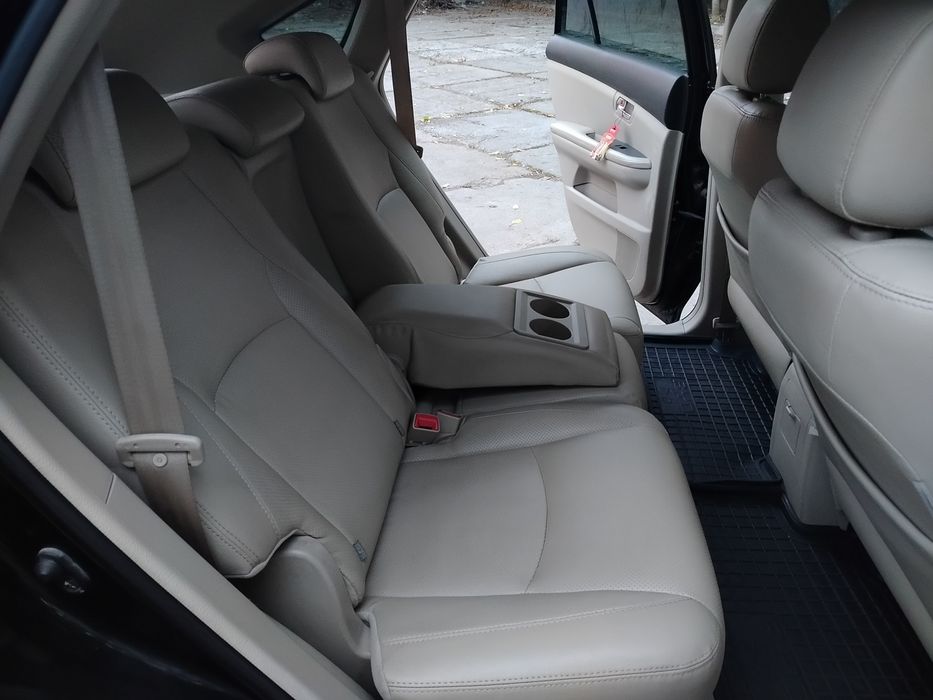 Продам легковой автомобиль