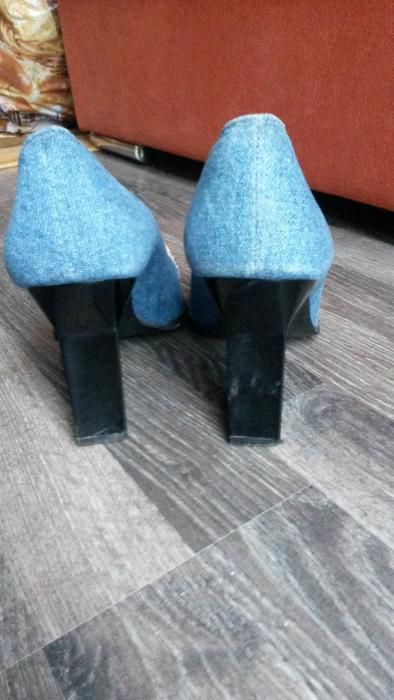 Ładne buty damskie r. 39 OKAZJA obcas jeans