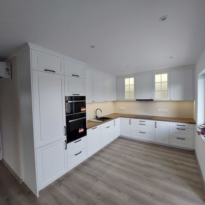 Meble na wymiar. Producent