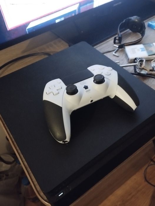 Konsola PlayStation 4, 500 Giga