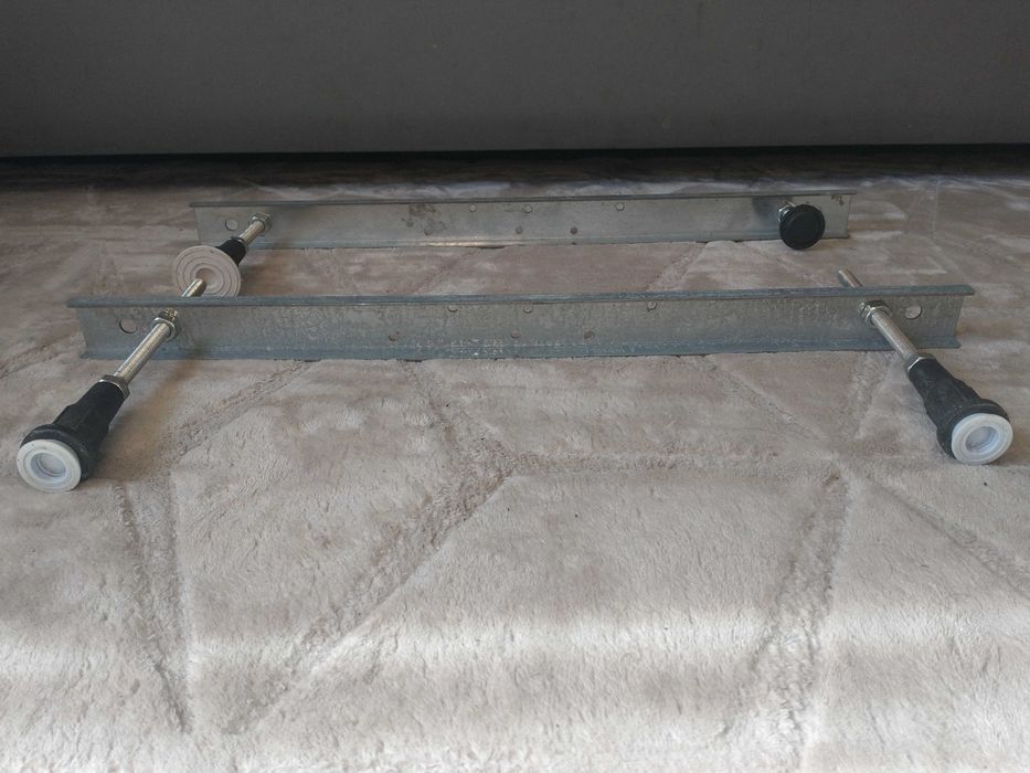 regulowane nogi do wanny