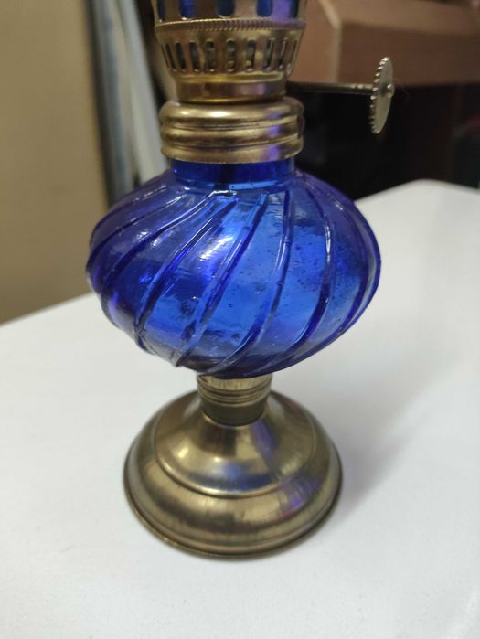 Candeeiro lamparina Vintage  petróleo Azul e latao