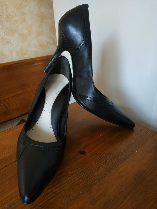 Туфлі-човники шкіряні чорні на шпильці FAITH 41 розмір 26,5см Бразилія