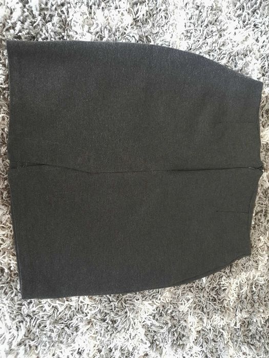 Spodnica szara 38r.