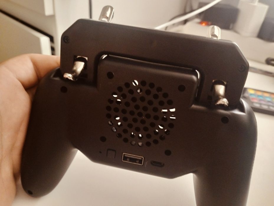 Encomando para telemóvel com culer