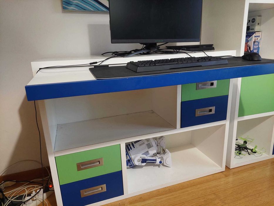 Secretária para computador