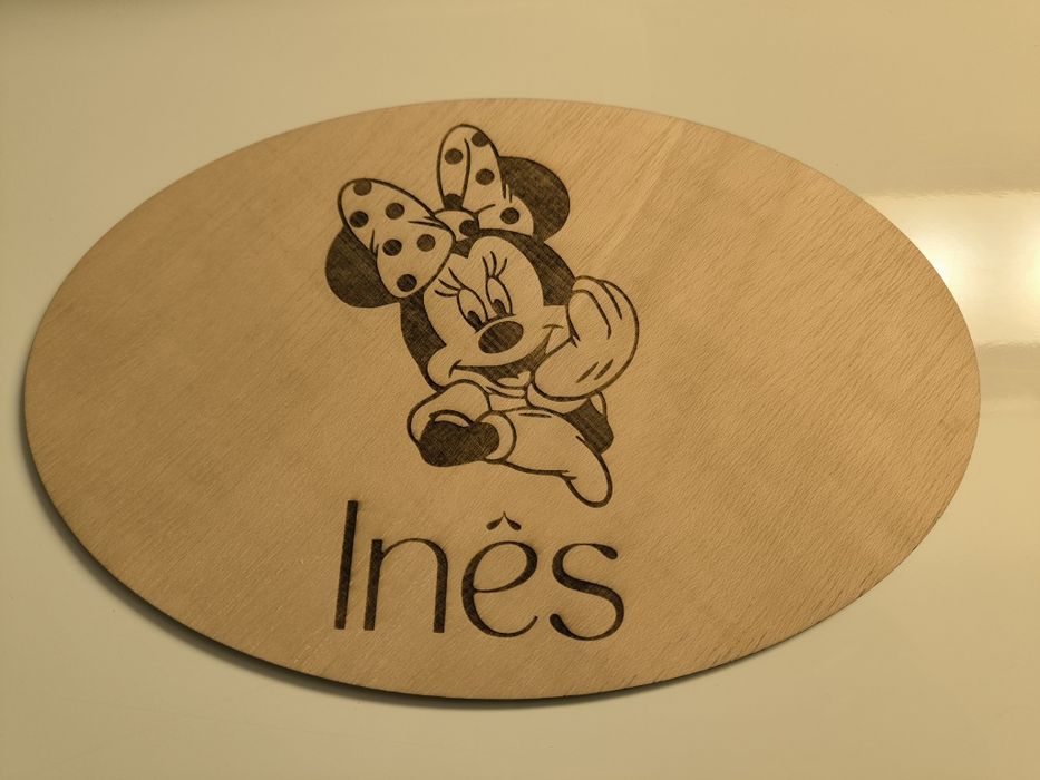 Placa de Madeira Personalizada – Ideal para Quarto de Criança