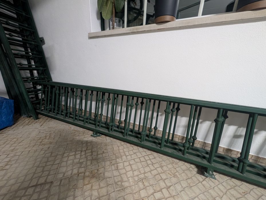 Lote de Vedação Alumínio (24 metros) – Sem Ferrugem – Estilo Clássico