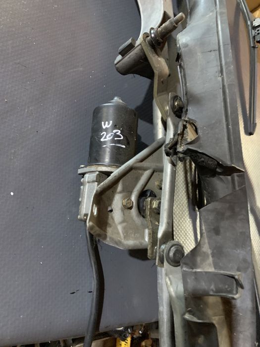 Motor limpa vidros Mercedes c220 w203