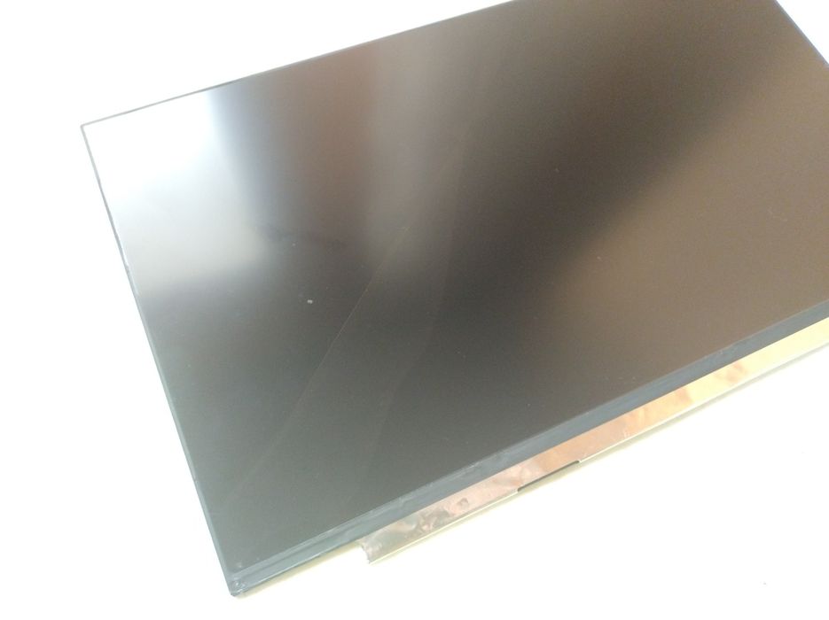 Matryca innolux N156HCA-EAC uszkodzona