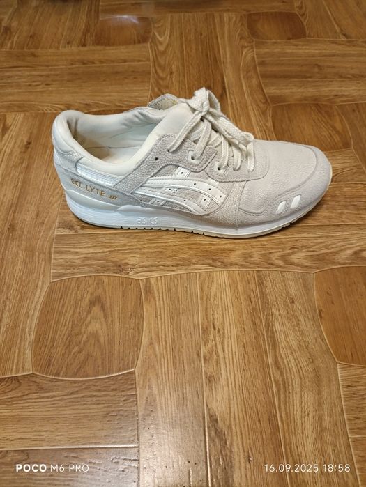 Кросівки ASICS  gel-lyte 3 beige
