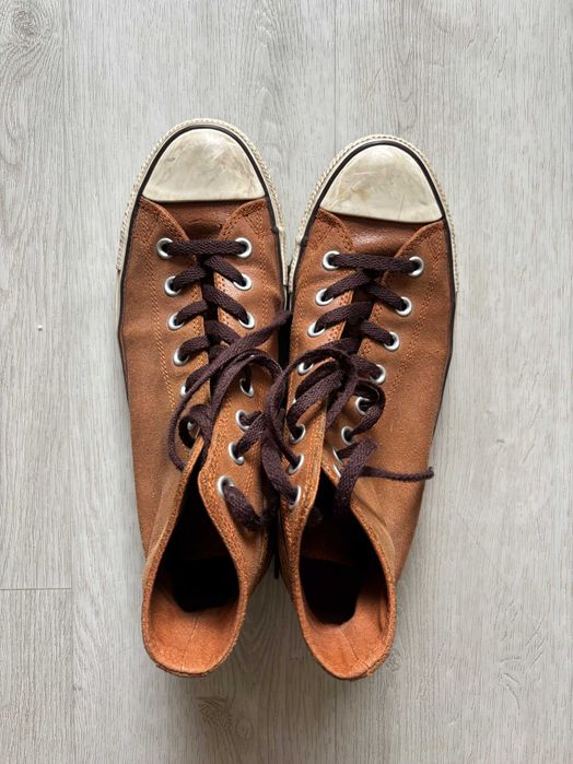 All Star castanhos e branco