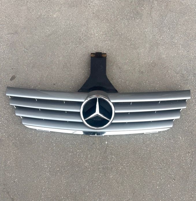 Grelha Mercedes Sport Coupe W 203