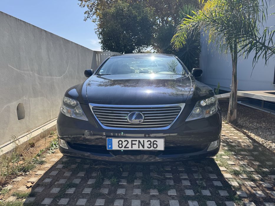 Lexus LS600H 450cv