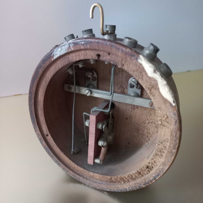 Suporte muito antigo para telefone
