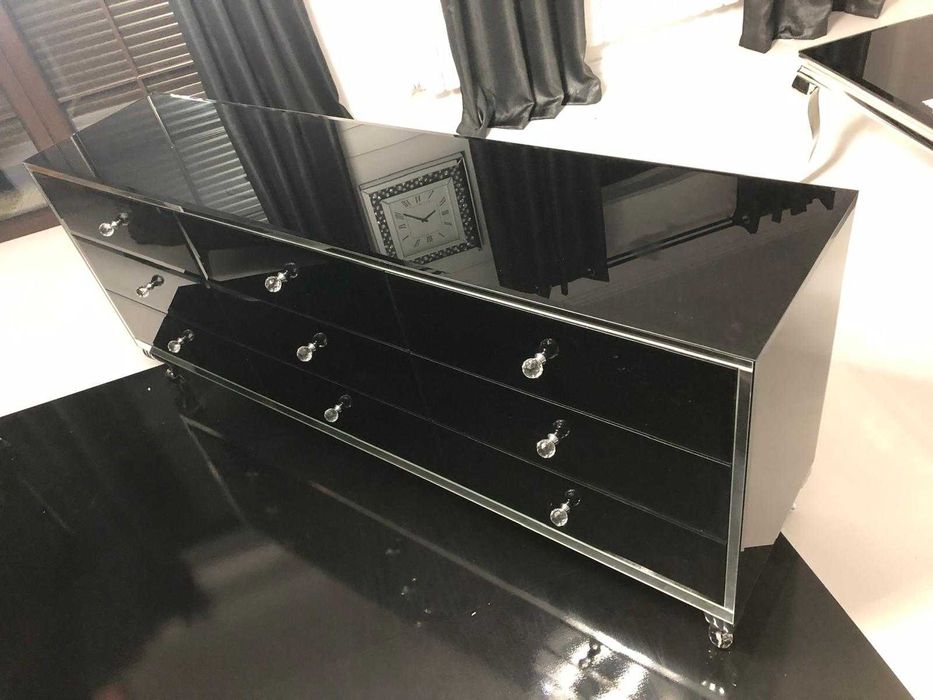 Ekskluzywna Komoda Szklana 170 cm – Czarny Mirror & Glamour