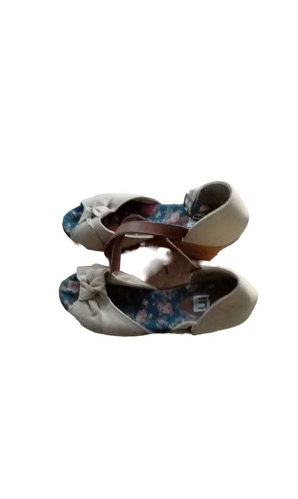Vendo Sapatos Senhora In Extenso Cunha