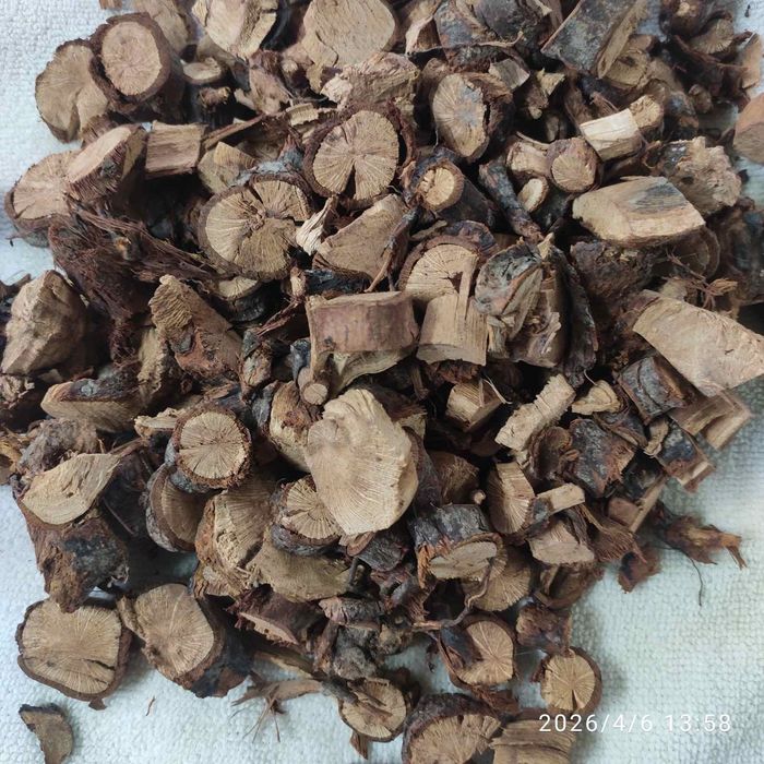 Корінь шипшини, шиповник.