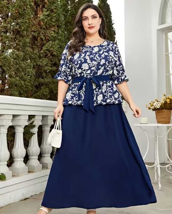 Komplet spódnica + bluzka 4XL Granatowa / Plus Size (Niebieski) + pasek
