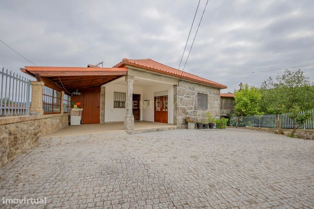 Moradia Renovada em Aboim da Nóbrega Gondomar e Vila Verde, Braga