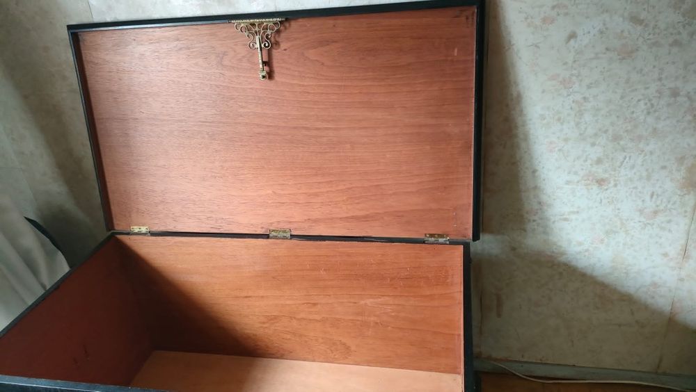 Arca de madeira em excelente estado