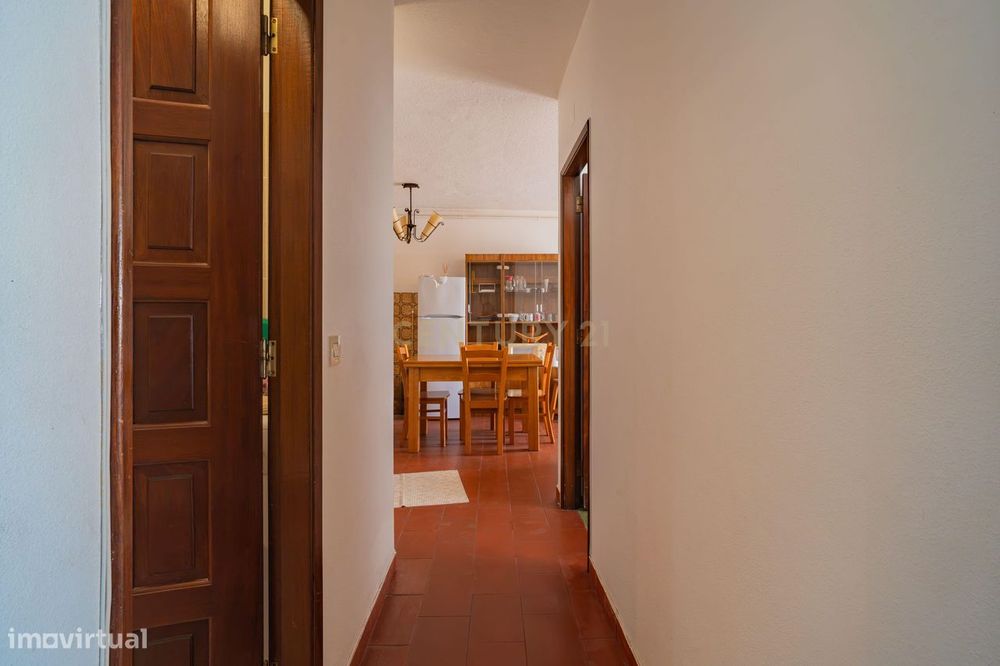 Apartamento T2 à Venda | Nazaré | Vista Lateral para o Mar