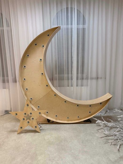 Księżyc Era Drewna