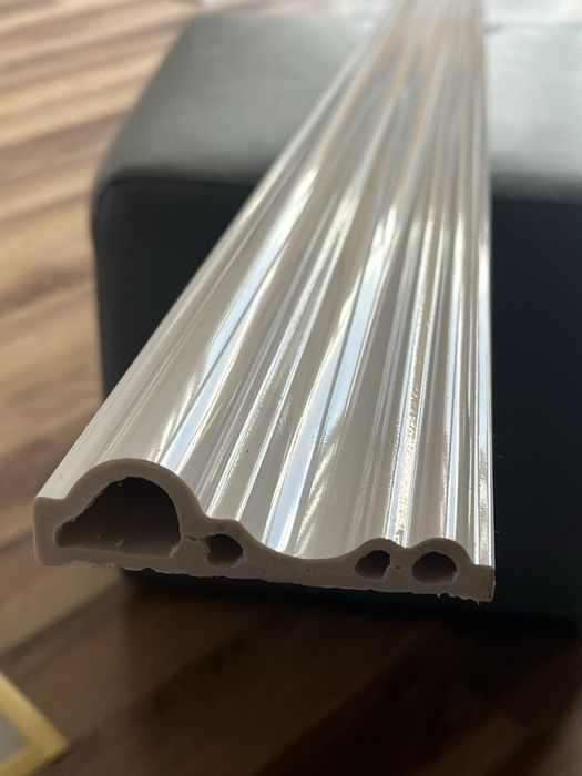 Listwy plastikowe 8 cm.dekoracyjne scienne, przysufitowe, sztukateria.