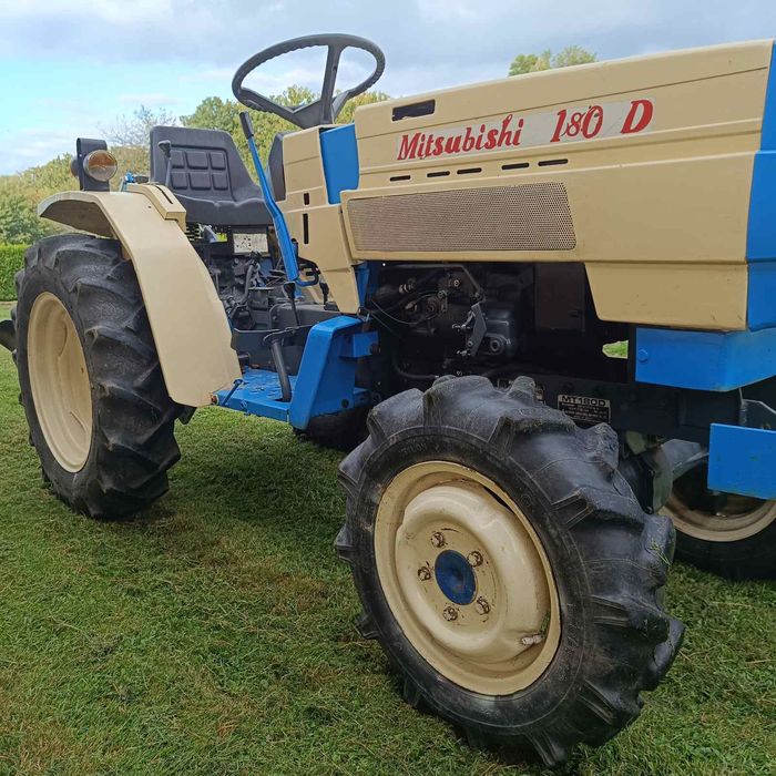 Mini traktorek ogrodowy 4x4 mitsubishi mt 180 d