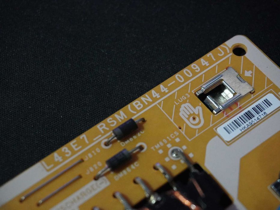 L43E7_RSM ( B N 4 4 - 0 0 9 4 7 J ) Fonte de Alimentação